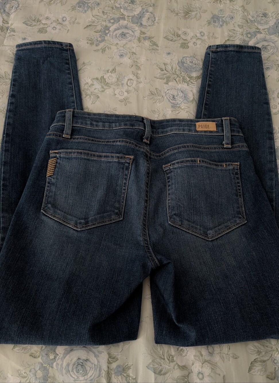 PAIGE Skinny Jeans in Dark Indigo Wash